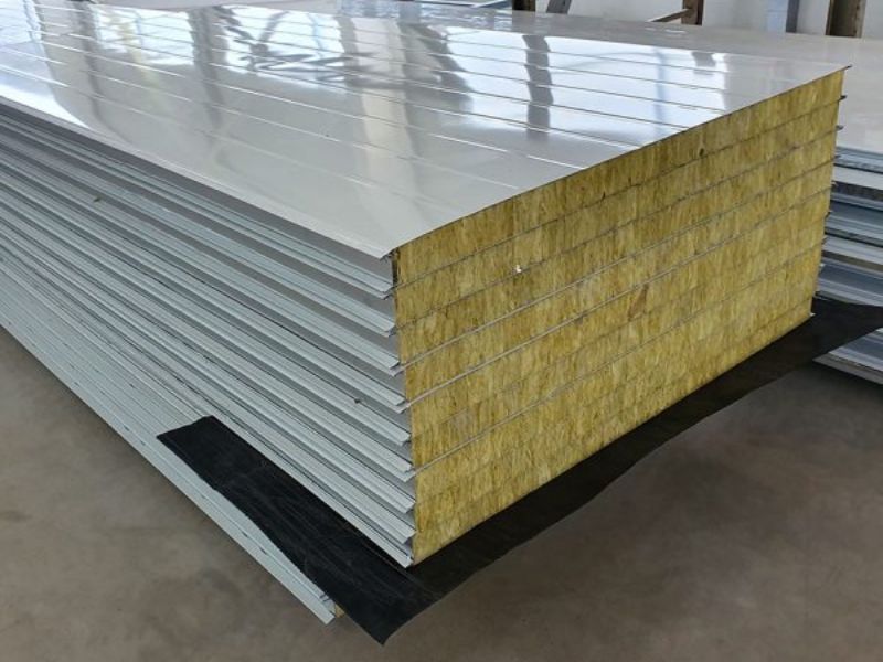  Bảng báo giá panel nhà xưởng Rockwool dao động từ 420.000 – 580.000 đồng/m2