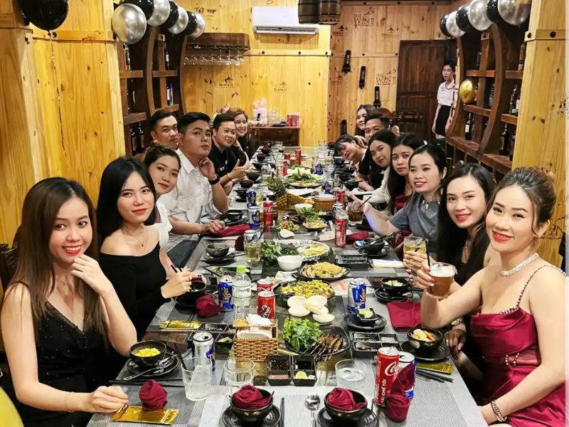  Liên hệ Alo Nhà Xinh để được tư vấn chọn vật liệu cách âm quán nhậu hiệu quả