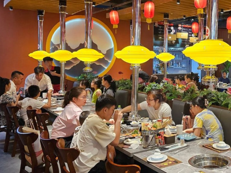  Cải tạo đường ống hút khói giúp tăng lượng lượng hút cho nhà hàng Hàn Quốc