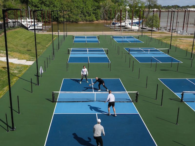  Modular tiles sân pickleball được hoàn thiện từ các tấm nhựa tổng hợp cao cấp