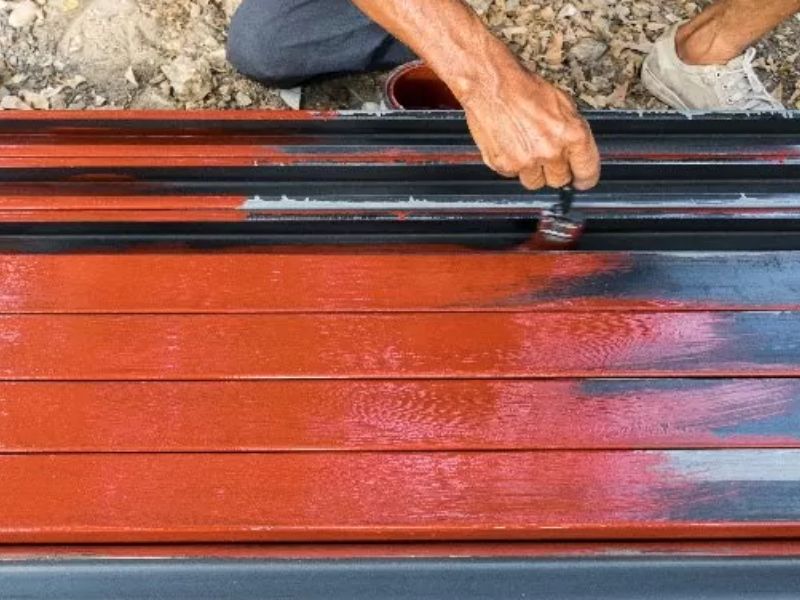  Thi công sơn chống rỉ sét cho nhà dân, nhà xưởng – bước quan trọng để tăng khả năng chống chịu với tác động của điều kiện môi trường