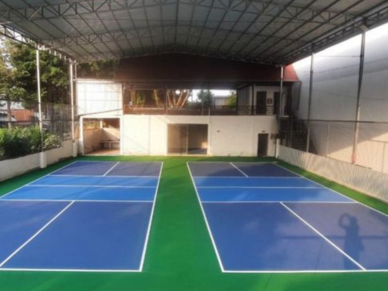  Tổng chi phí thi công sân pickleball cho không gian nhỏ dao động khoảng tử 52 – 113 triệu đồng