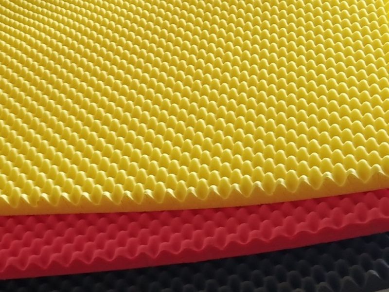  Mẫu mút tiêu âm dạng bọt xốp