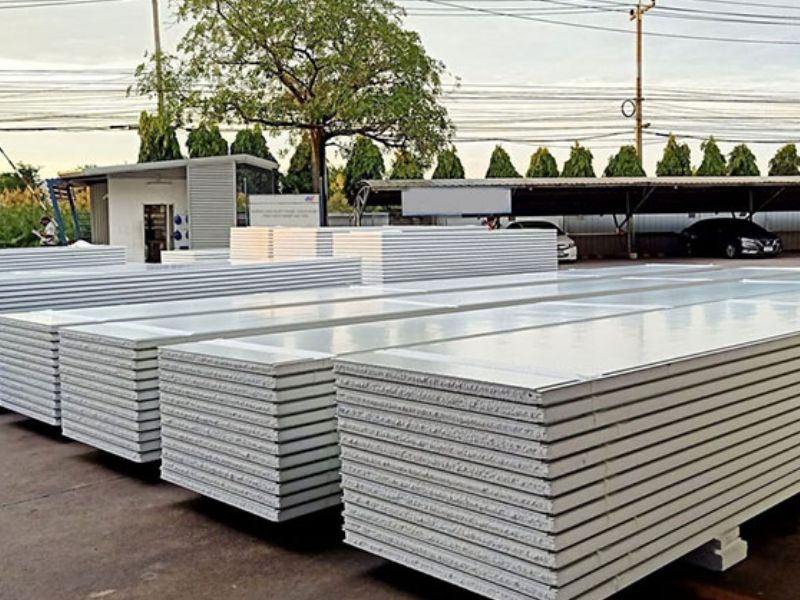  Vách panel PU phù hợp với nhiều mục đích sử dụng