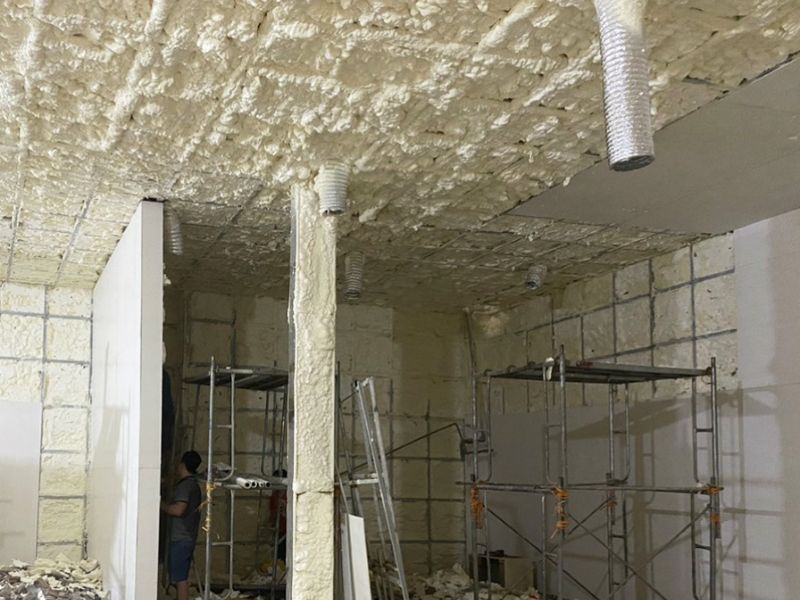 Lựa chọn vật liệu chất lượng khi thi công cách âm quán bar