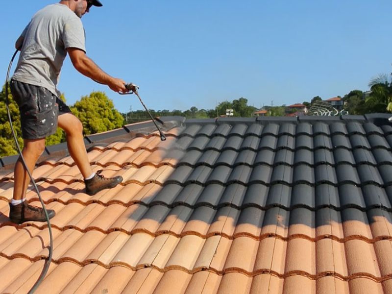 Sơn phủ giúp hạn chế tình trạng bám bẩn mái ngói