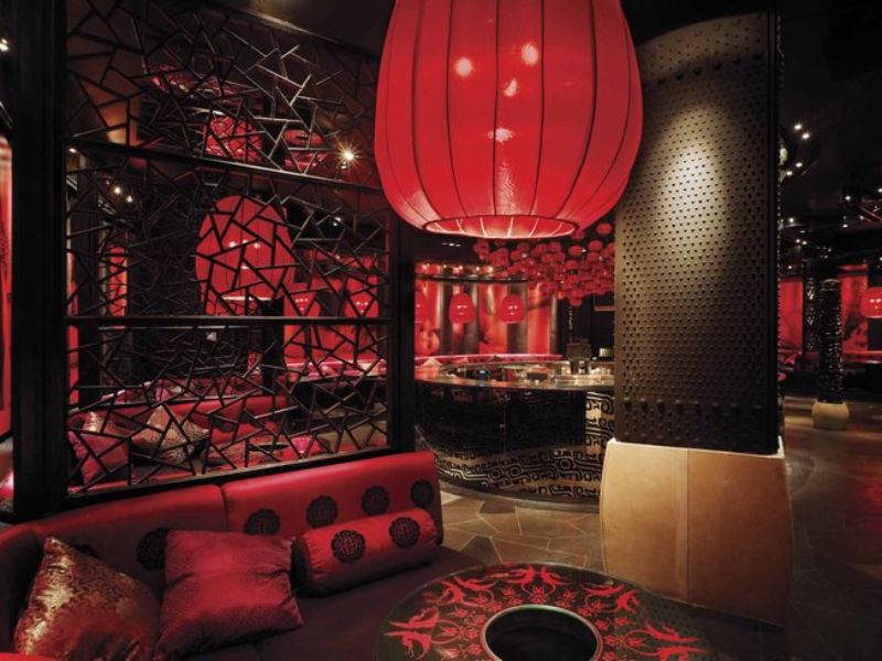 Kết hợp nội thất hút âm khi thi công quán bar