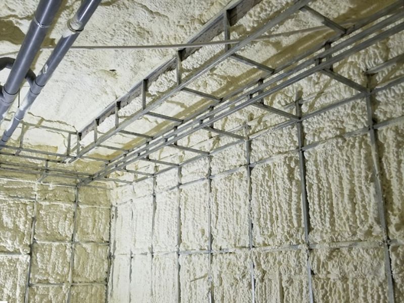  Quán bar sử dụng vật liệu cách âm chống rung bass hiệu quả