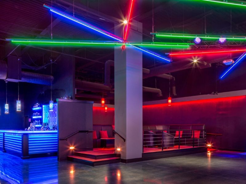  Đảm bảo khả năng cách âm khi thi công vũ trường