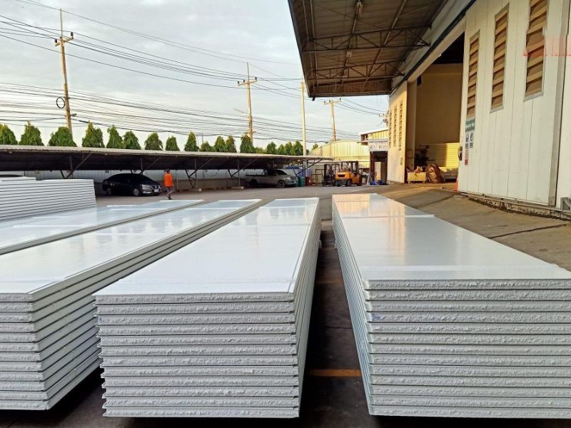  Thi công lắp đặt panel cách nhiệt trọn gói