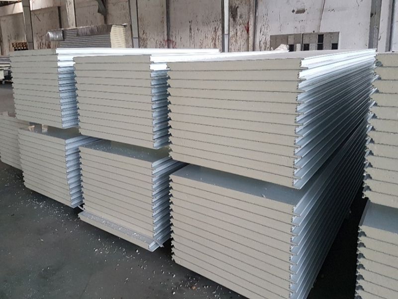  Các dòng panel EPS hoặc tấm xi măng cách nhiệt giúp tiết kiệm điện năng đáng kể