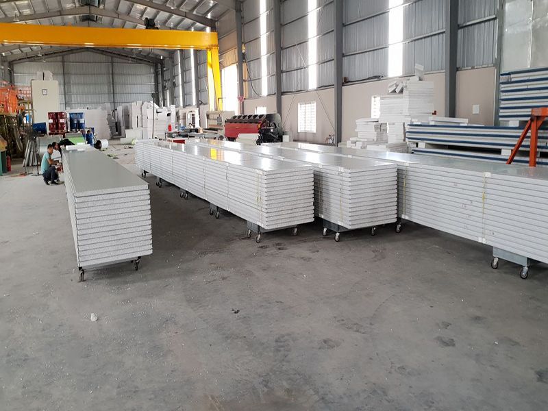   Vách panel công nghiệp cách nhiệt, cách âm tốt