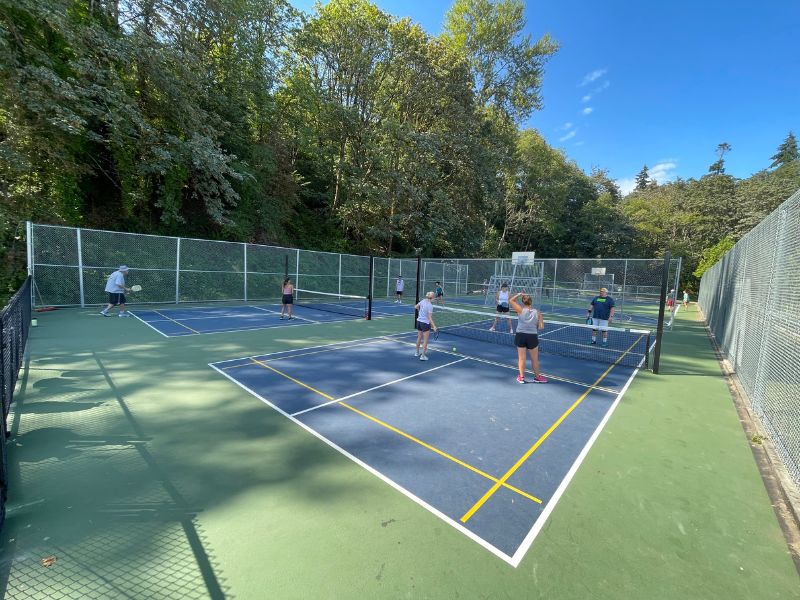  Những lưu ý quan trọng khi thi công sân Pickleball cho trường học