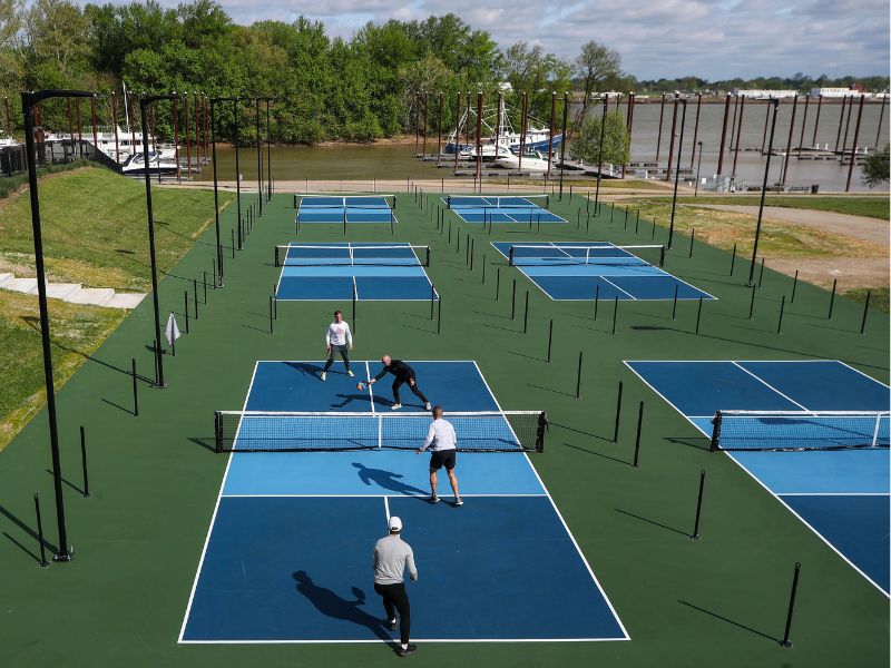  Làm sân pickleball chuyển đổi từ sân tennis mang đến nhiều lợi ích cho chủ đầu tư