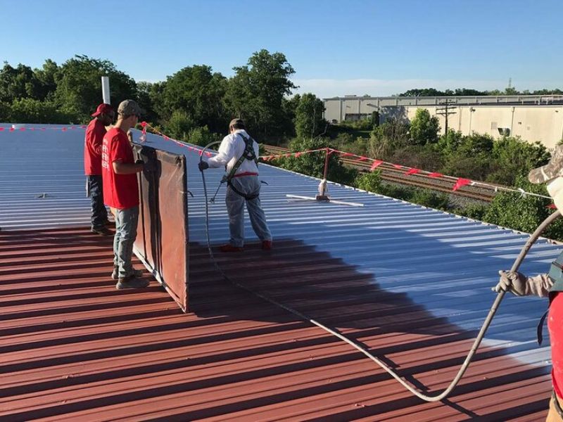  Thi công sơn chống dột mái tole nhanh chóng cùng Alo Nhà Xinh