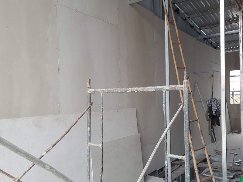  Sử dụng vật liệu cemboard có khả năng chịu lực tốt