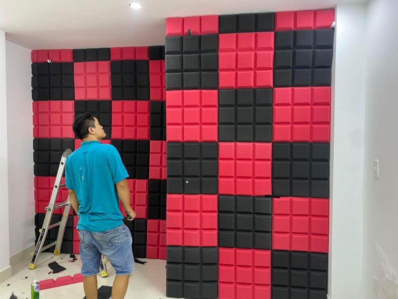 Tấm tiêu âm dán tường tiện lợi được thiết kế với tính thẩm mỹ cao