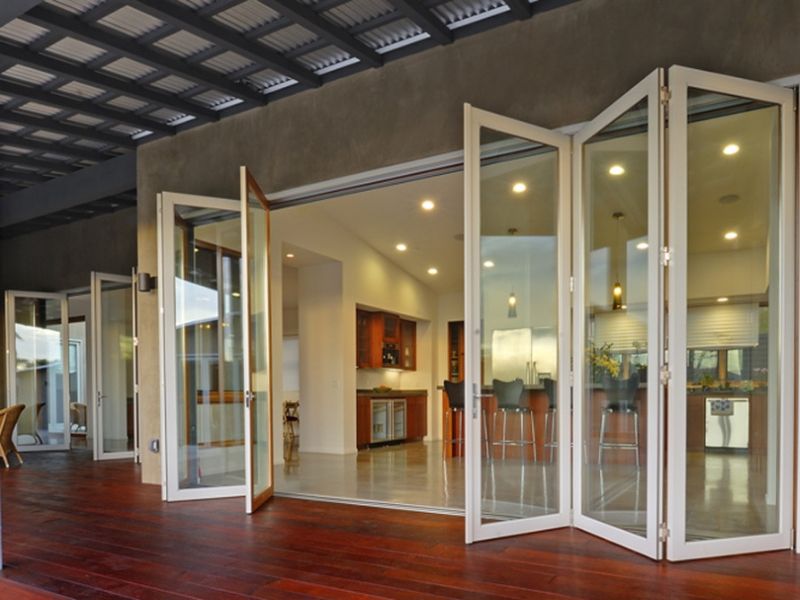  Sử dụng hệ cửa kính nhiều lớp, kín khí giúp tăng hiệu quả cách âm gấp 2–3 lần