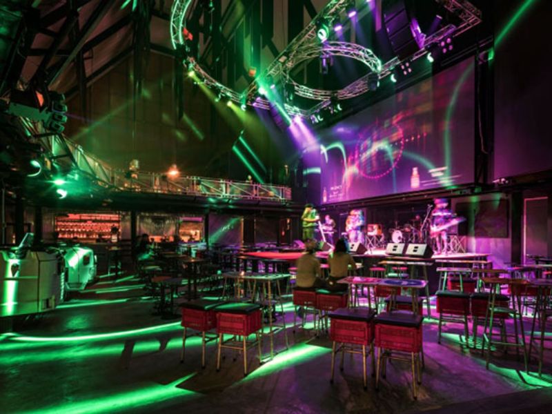  Phương án thi công cách âm quán bar mini đảm bảo đúng tiến độ