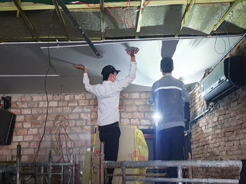 Thi công cách âm quán bar đảm bảo đúng tiến độ