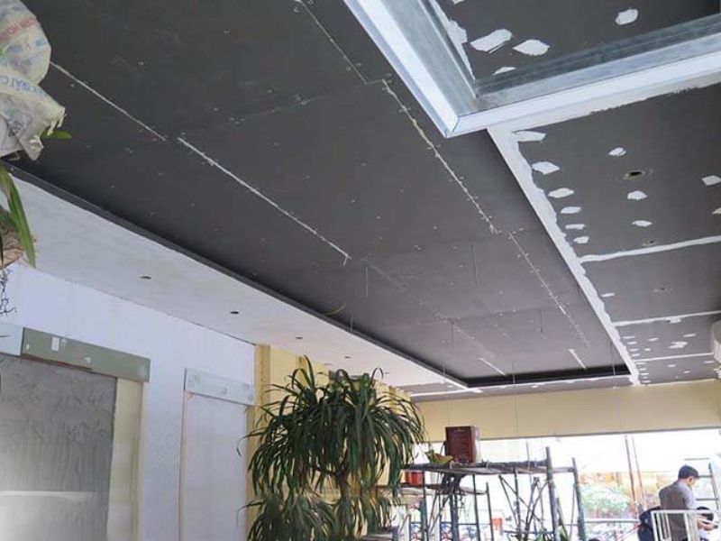  Thi công trần tiêu âm trong văn phòng làm việc