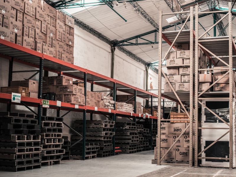  Thi công nhà kho logistic bằng panel PIR chất lượng cao, độ bền ổn định