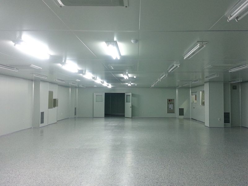  Thi công panel cách nhiệt tốt, bảo vệ hàng hóa và tiết kiệm điện năng