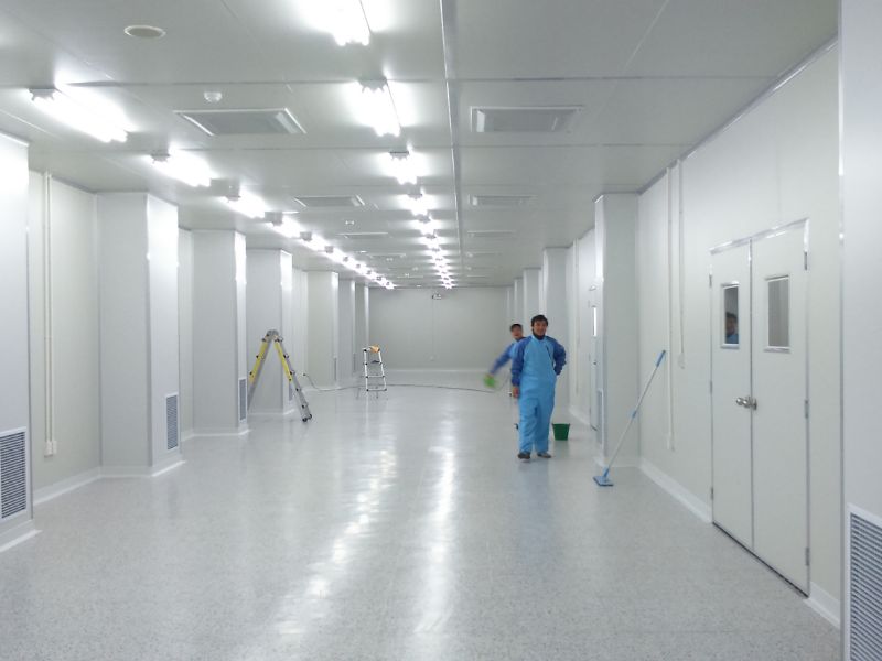   Thi công phòng sạch bằng panel đảm bảo độ chính xác cao