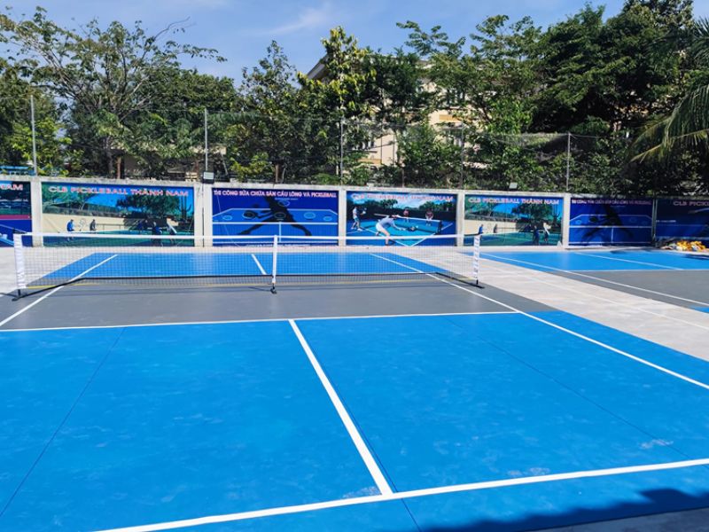 Pickleball nhanh chóng trở thành một hoạt động giải trí hấp dẫn cho mọi lứa tuổi