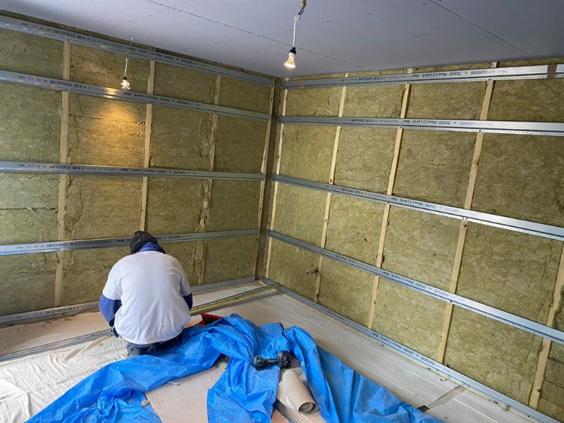  Thi công cách âm cần đảm bảo đúng tiêu chuẩn kỹ thuật