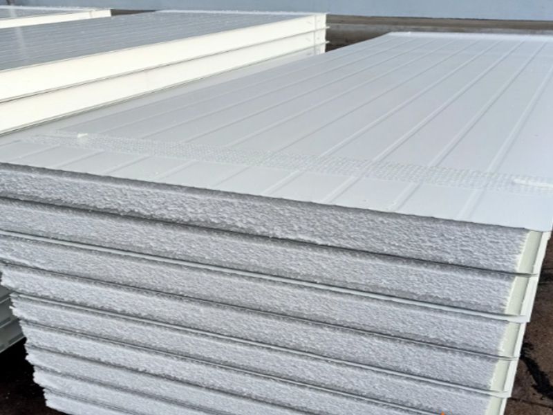  Lựa chọn loại panel phù hợp để chống nóng sân thượng