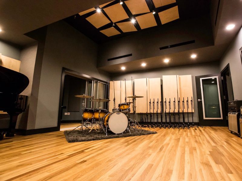  Thiết kế phòng thu đạt chuẩn cần tỷ lệ phòng, tán âm và vật liệu chống ẩm hợp lý