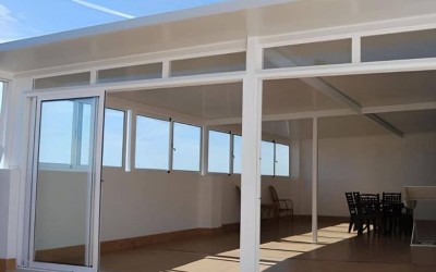 Thi công panel sân thượng khu đô thị có bền không? Nên chọn loại panel nào phù hợp?