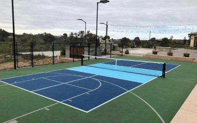Ưu và nhược điểm khi thi công sân pickleball bê tông