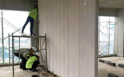 So sánh vật liệu truyền thống và vật liệu siêu nhẹ cho nhà phố